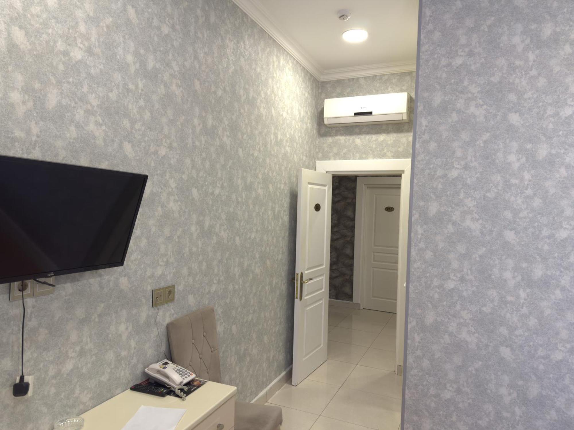 Eleon Hotel Baku Ngoại thất bức ảnh
